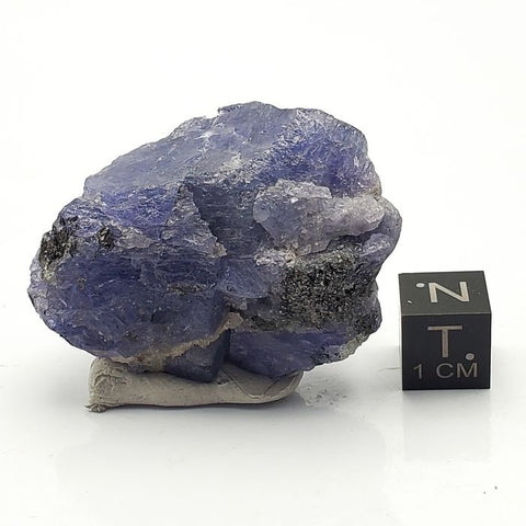 SWJ0057 - Huge Brilliant Violet Tanzanite Crystal - Merelani Hills, Tanzania. 38.8g