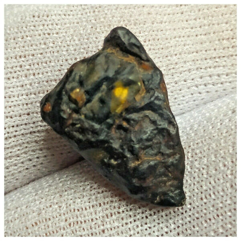 10513 - New Pallasite Meteorite "NWA 14208" (Provisional) 3.75g
