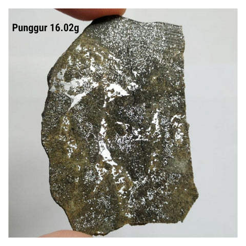 A7- First Witnessed Fall 2021 Indonesia Punggur Meteorite H7 Melt Breccia 16.02g